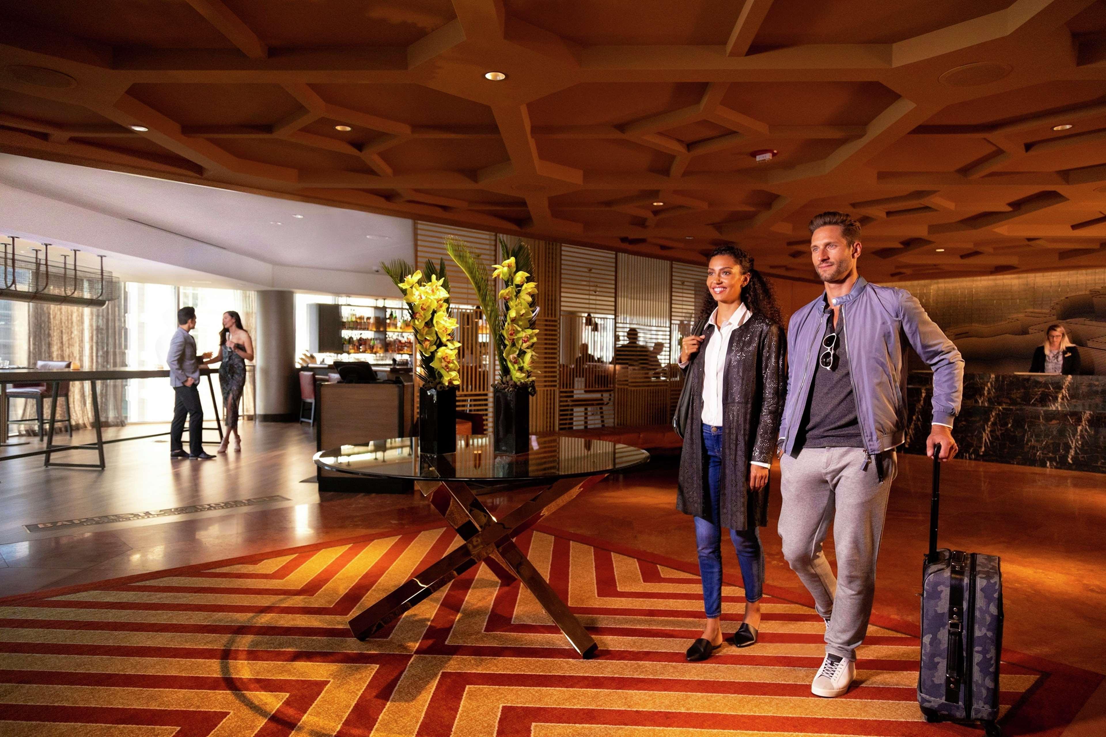 Residence Inn By Marriott Chicago Downtown Magnificent Mile Exteriör bild