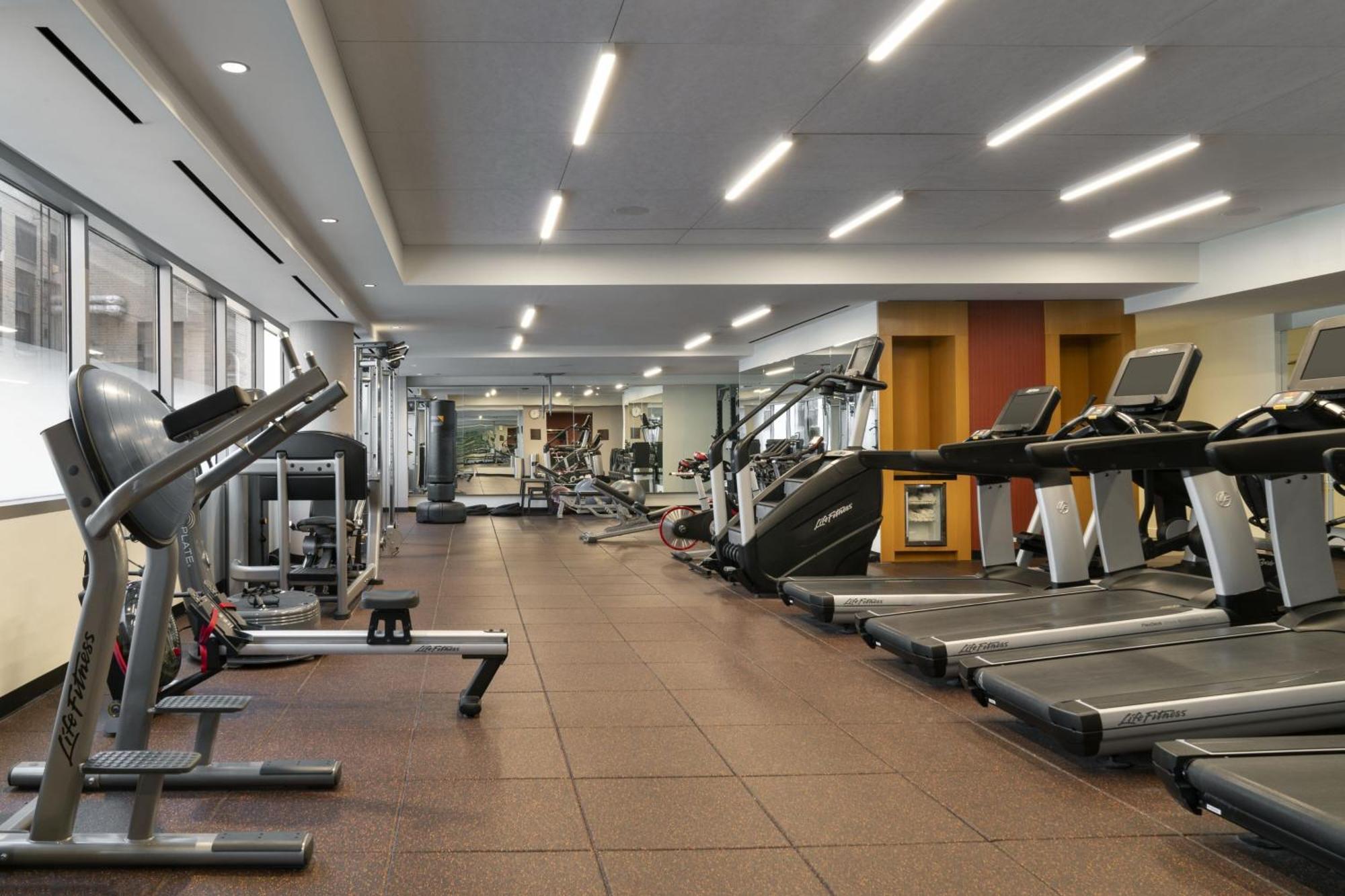 Residence Inn By Marriott Chicago Downtown Magnificent Mile Exteriör bild