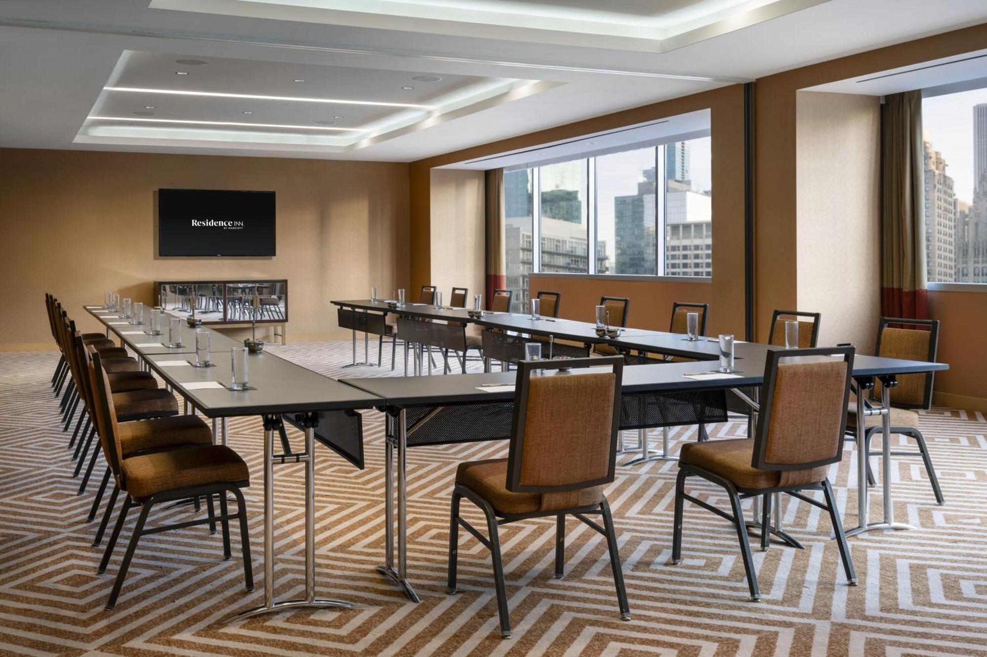 Residence Inn By Marriott Chicago Downtown Magnificent Mile Exteriör bild
