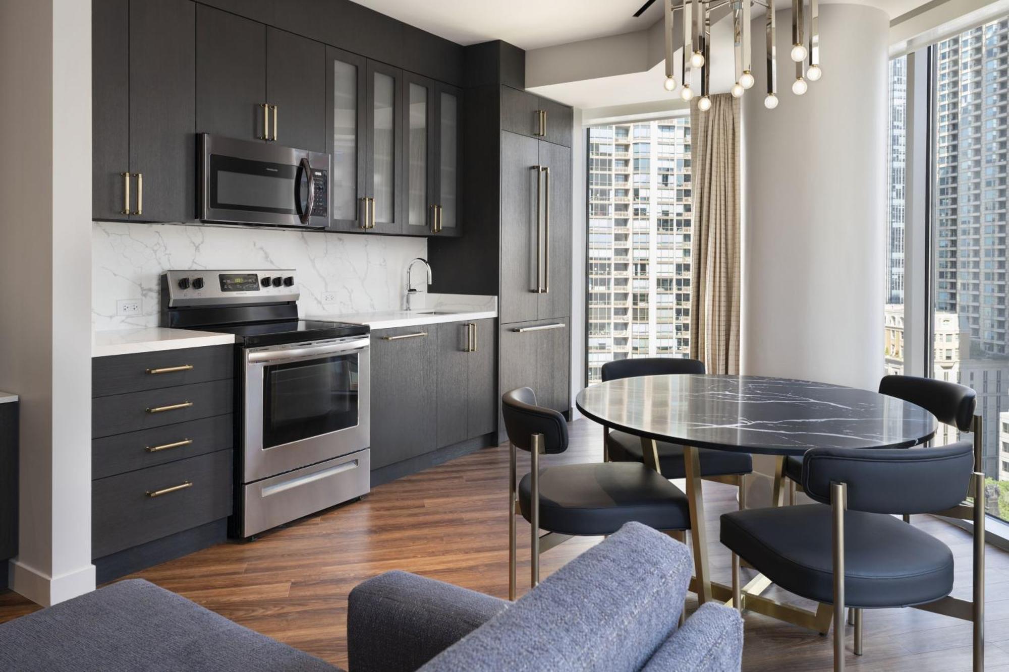 Residence Inn By Marriott Chicago Downtown Magnificent Mile Exteriör bild